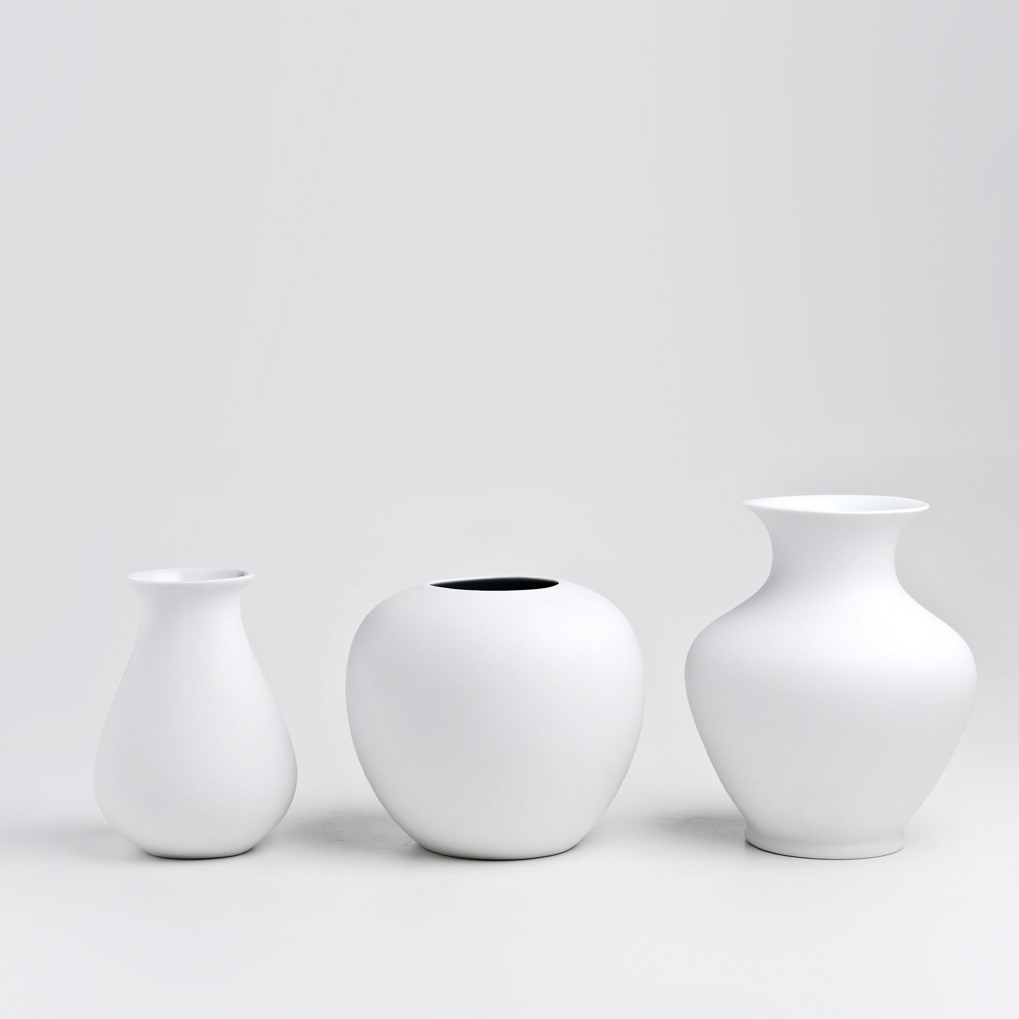Basic 3 Porcelain Vase (h21 cm) - Holaria
