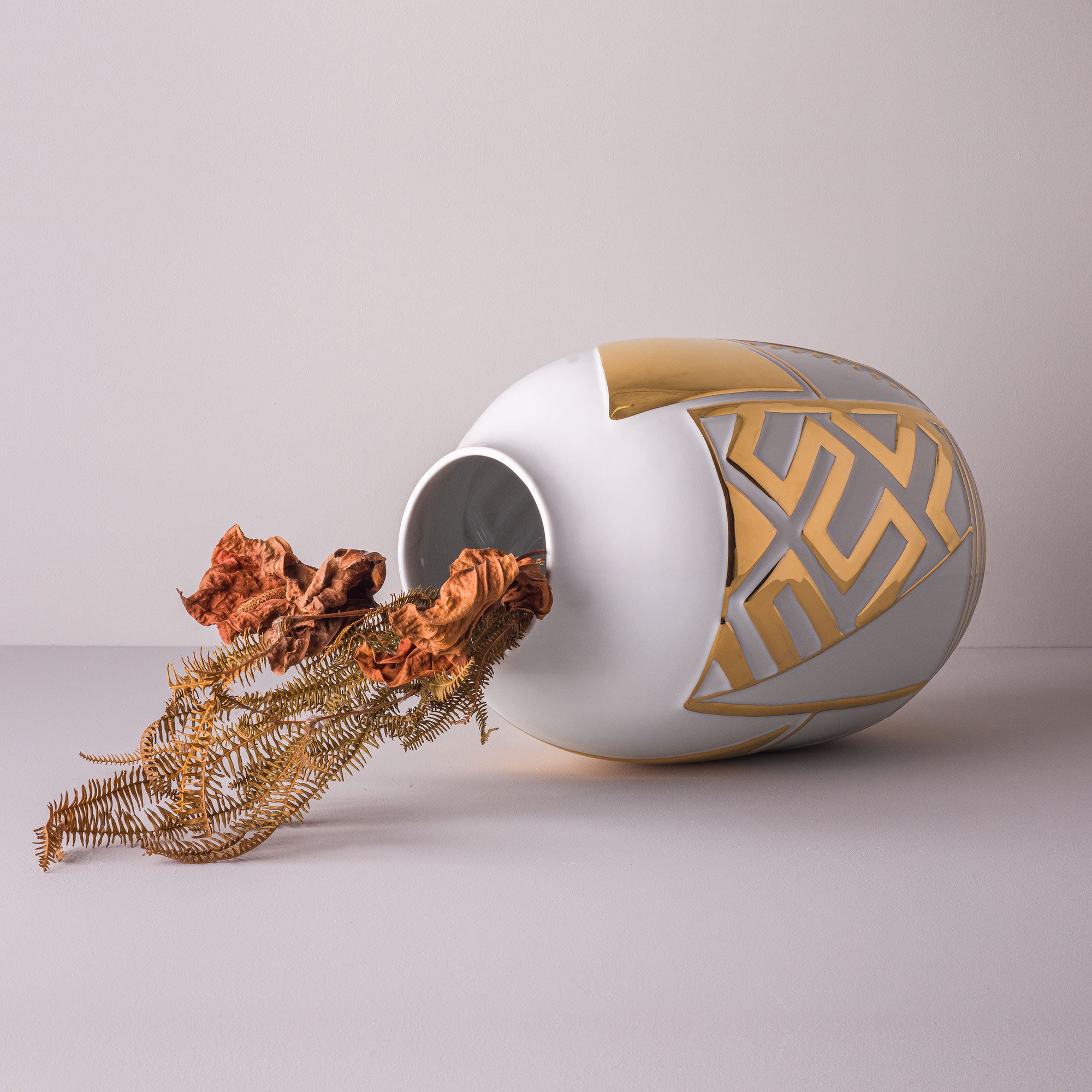 Asurini Porcelain Vase (h31 cm) - Holaria