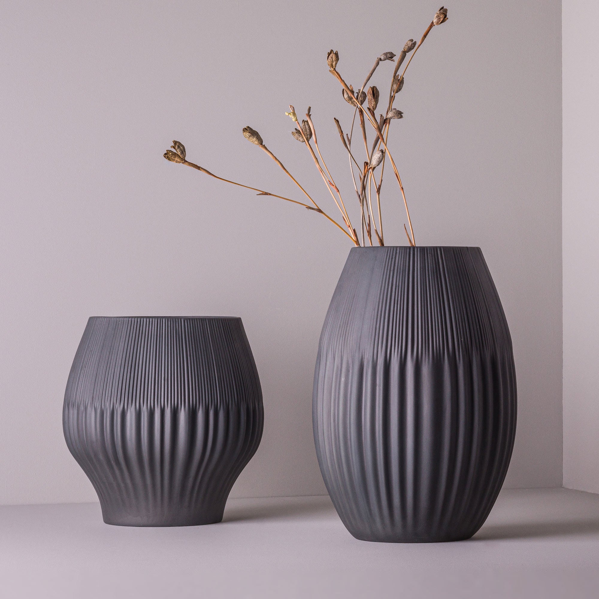 Drapeado G Porcelain Vase (h19 cm) - Holaria