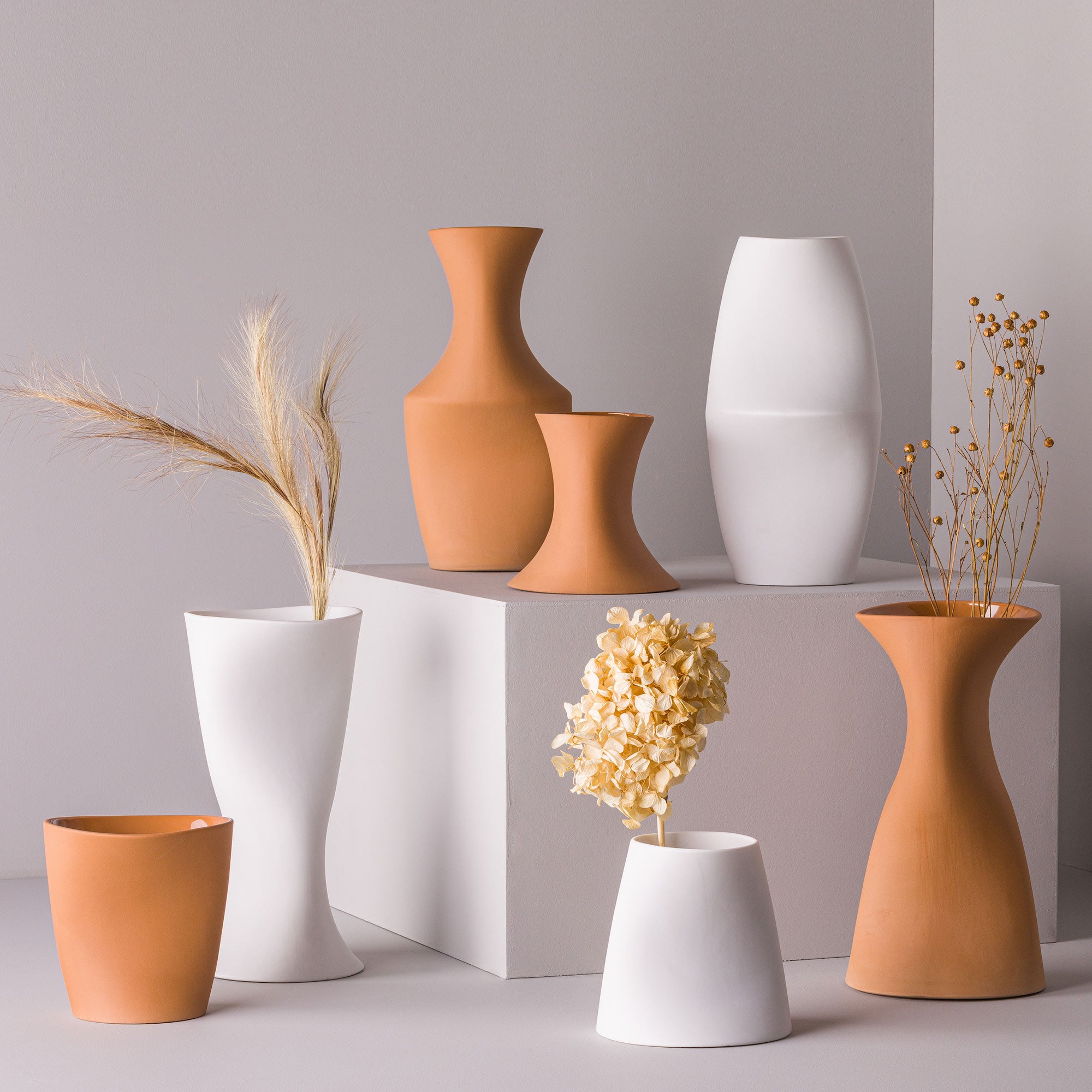 Optico M1 Porcelain Vase (h26 cm) - Holaria